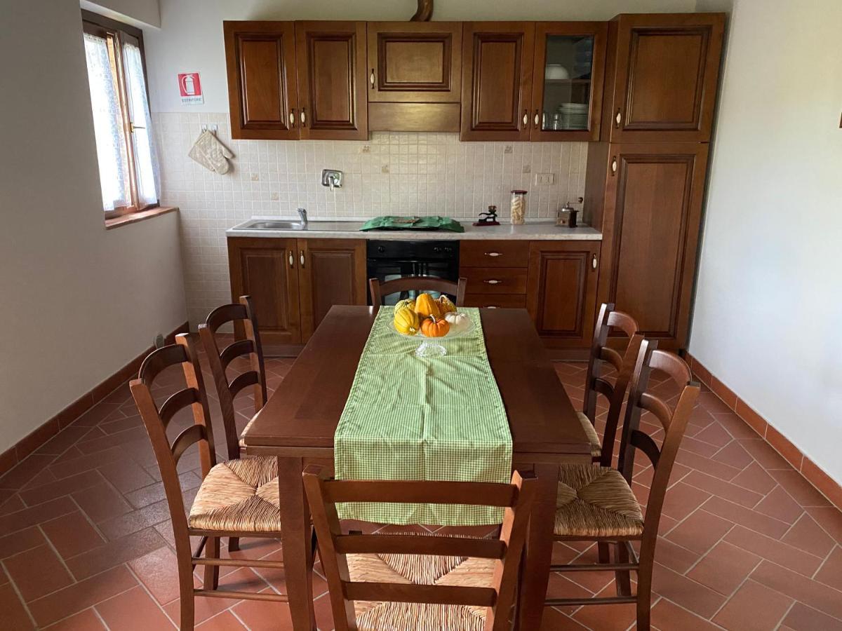 Masso Alle Rose Di Santarsiero Serena Montaione Buitenkant foto