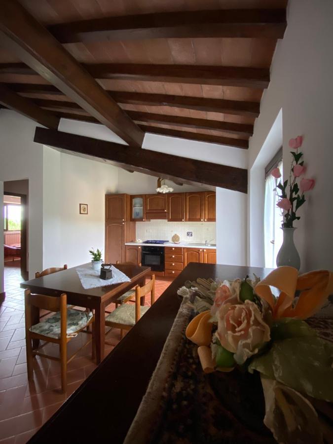 Masso Alle Rose Di Santarsiero Serena Montaione Buitenkant foto