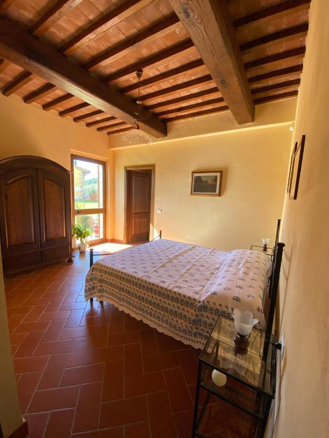 Masso Alle Rose Di Santarsiero Serena Montaione Buitenkant foto