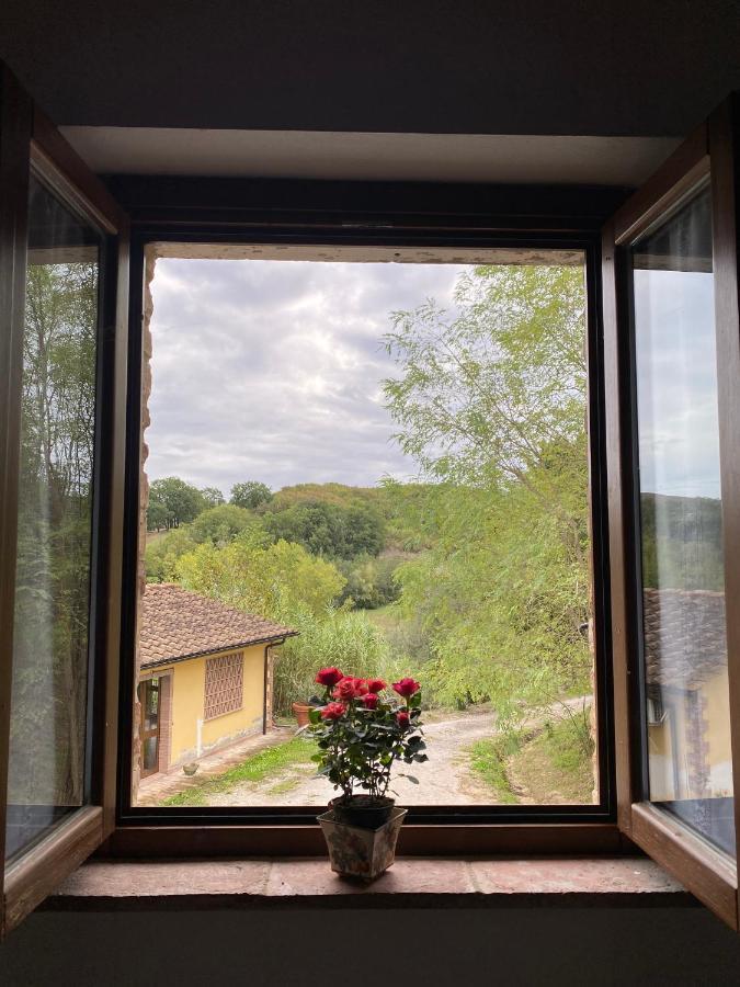 Masso Alle Rose Di Santarsiero Serena Montaione Buitenkant foto