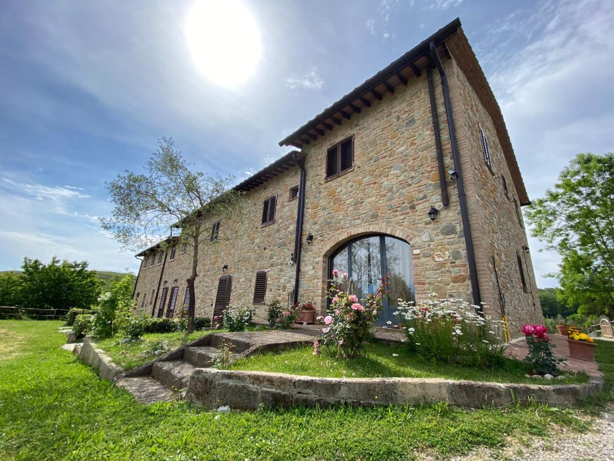 Masso Alle Rose Di Santarsiero Serena Montaione Buitenkant foto