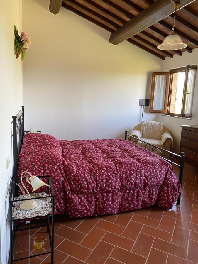 Masso Alle Rose Di Santarsiero Serena Montaione Buitenkant foto