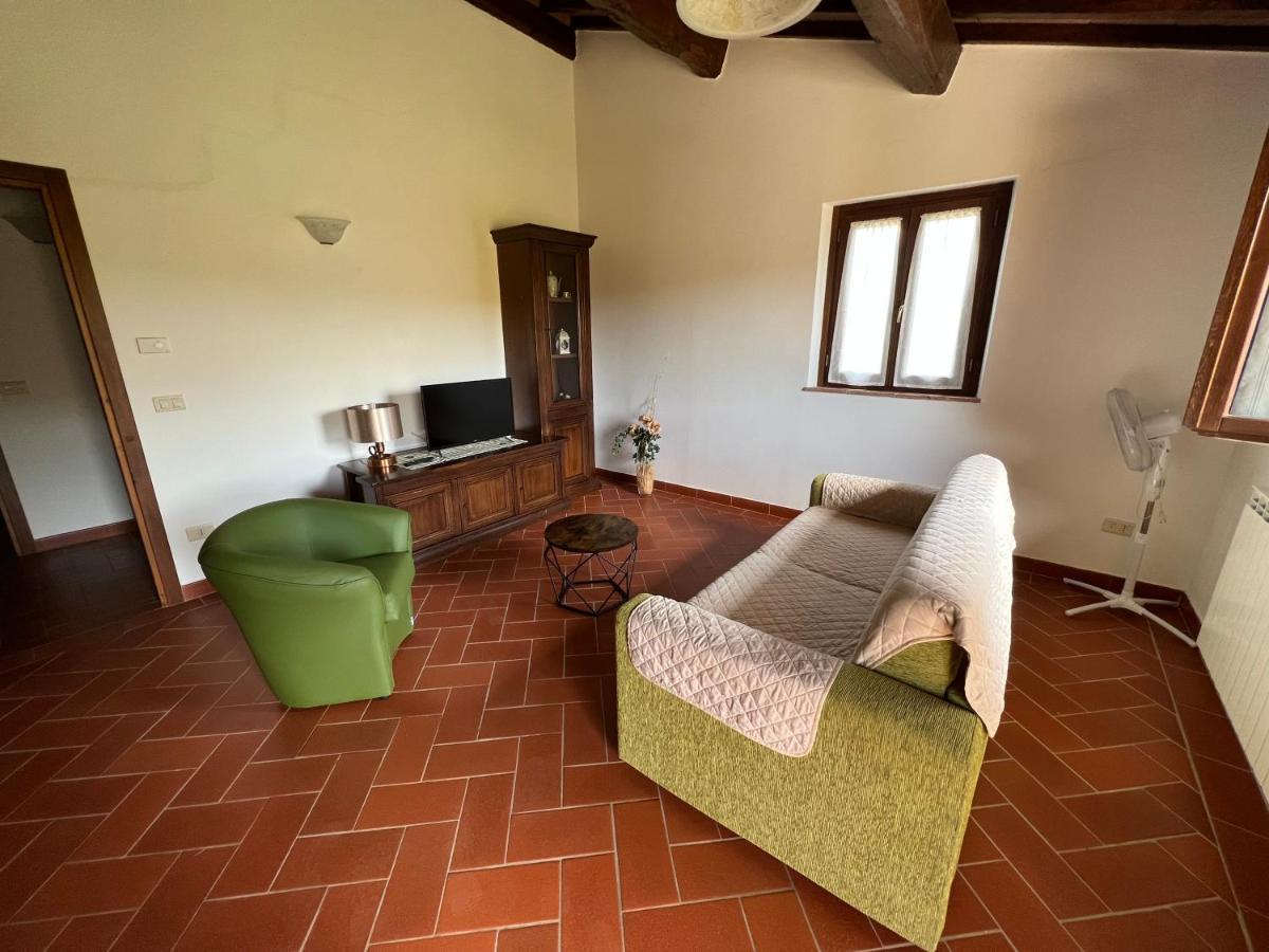 Masso Alle Rose Di Santarsiero Serena Montaione Buitenkant foto